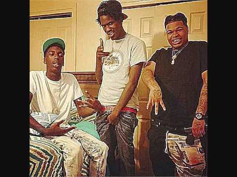 YOLO FT  EXTENDO (BLACK & WHITE