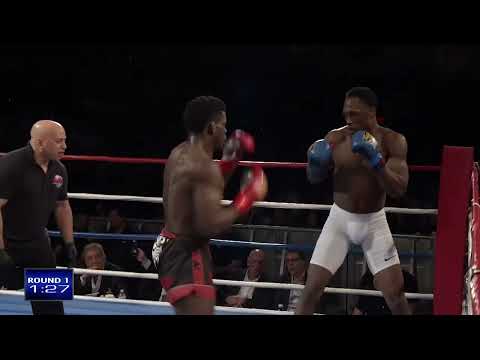 Mark Glover VS Phillip Hawes "Combat at the Garden"