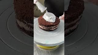 This is how they make delicious cake in factory - Kekiz