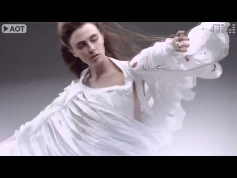 Space RockerZ & Ellie lawson   Under The Same Sky Music Video