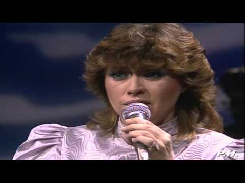 MARI TRINI - Una Estrella En Mi Jardín (1982)