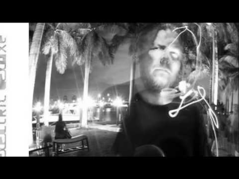 Electric Deluxe Podcast 029 (17-10-2010) - Brendon Moeller