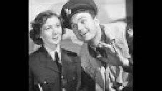 Eddie Albert sings "Aura Lee"