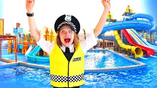 BIGGY POLICEMAN HOLIDAY Pretend Play w/ The Norris