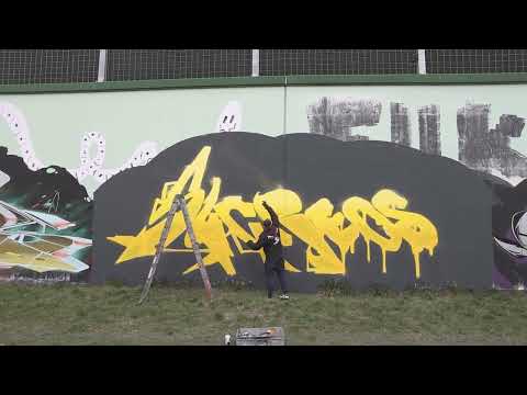 Cruze One ft. Loop Colors