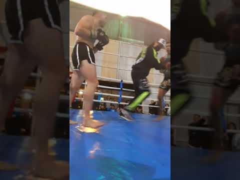 Andrés Taboada profesional kick boxing. P2
