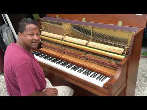 Kris NicholsonTest Drives His New Yamaha P22￼ Studio Upright Piano