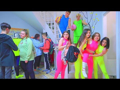 Чирлидерсице ПРЕСКАКАЈУ ШКОЛУ! 😱 Дајана је раскинула са кошаркашем | Dijana Схов