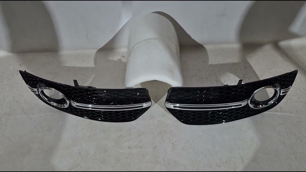 Audi Q5 2008-2017 гг. Решетки противотуманных фар RS-Style (2008-2012, 2 шт., черные с хромом) Video 1