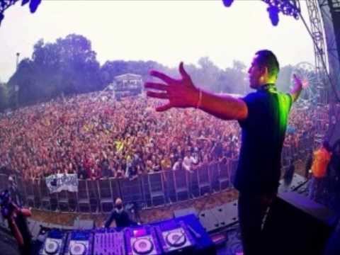Kaskade vs. Tiesto ft. R3hab & Quintino - Chasing How It Is (Atmosphere Mash Up) (Full HQ Download)