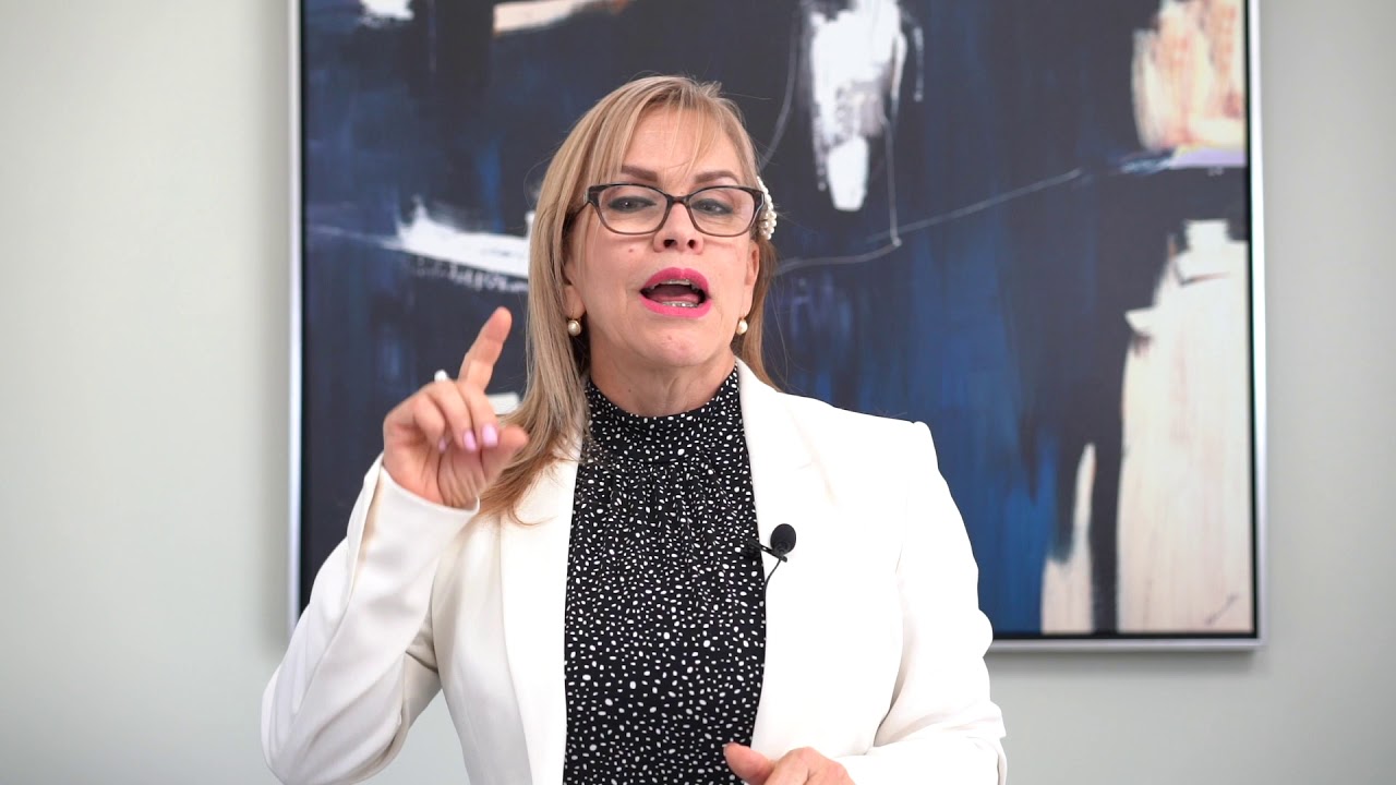 GLORIA HERRERA