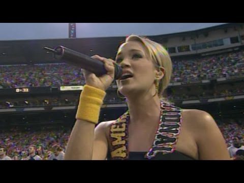 2006 ASG: Carrie Underwood sings national anthem