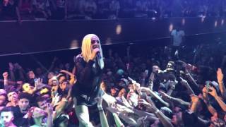 Ele é o Tal  - Pabllo Vittar (Estação Marquês SP) 08/04/2017