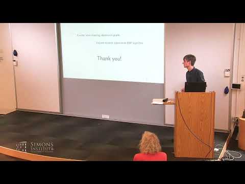 Dynamic Algorithms for 𝑘-center on Graphs