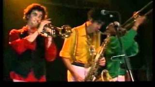 PITURA FRESKA - MARGHERA (Palasport di Padova 1992).flv