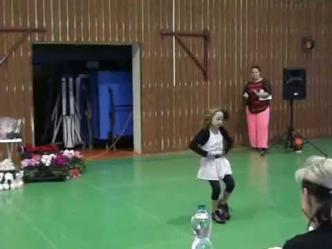 Adélka Bínová- škoda lásky,justin bieber...