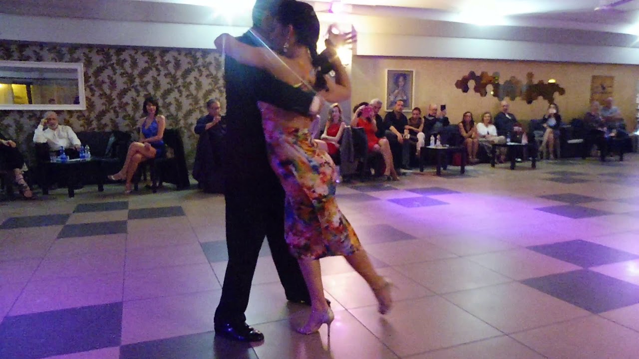MANUELA D'ORAZIO y PABLO DANIEL MARTINEZ . Tango Asi' al CleoCafe 1