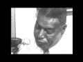 Howlin' Wolf ◦ Dust My Broom