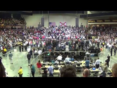 Donald Trump Rally Orlando-Showing Crowd. Clarence Hoenstine-Pledge of Allegiance 03-05-2016