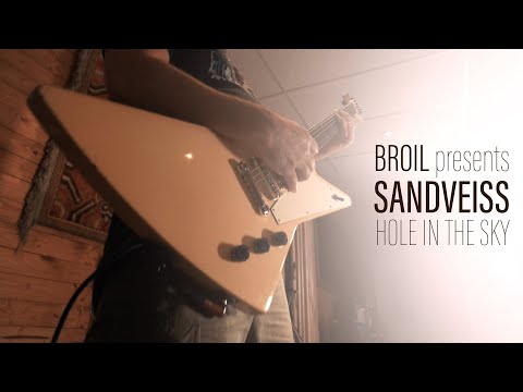 Sandveiss - Hole in the Sky (Black Sabbath cover)