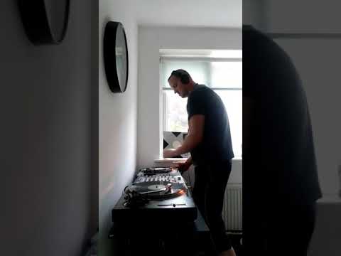 DnB mix, followed by reactivate 12 and Carl Cox F.A.C.T mix