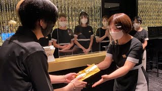 はい!どーもヒカルです! - 【6店舗総勢100人】経営する脱毛サロンの女性スタッフ全員にディズニーチケットを直接プレゼントしてみた