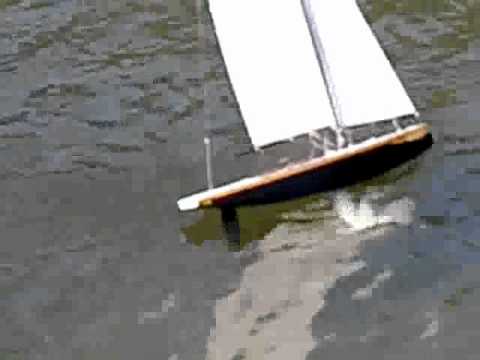 varo easysail rc44.wmv