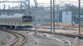 preview picture of video '八高線205系3000番台 拝島駅到着 JR-East 205 series EMU'