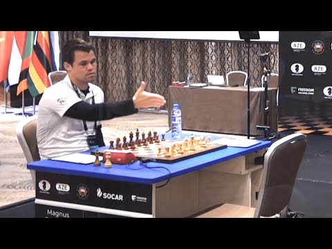 Magnus Carlsen Offers Handshake to his Invisible Opponent 😂