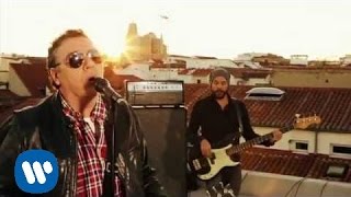 Revolver - Entre Las Nubes (Videoclip Oficial)