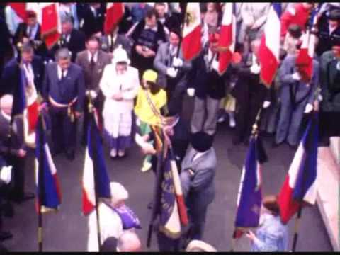 Cérémonie de remise du drapeau aux anciens combattants et de décorations à l'UNICITA (1er mai 1983)