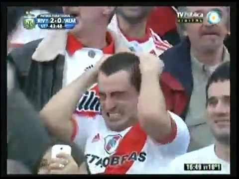 River Plate 2 - 0 Almirante Brown (segundo gol de Trezeguet ) River Campeón en la B