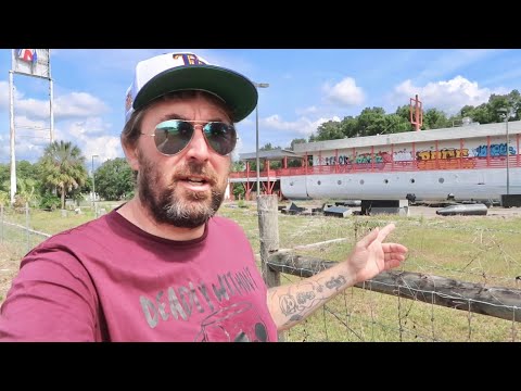 Roadside Relics On Interstate 4 - Forgotten History Around Tampa FL/ Sunset In Small Town Dunedin