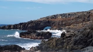 preview picture of video 'Pokowai Sea Arch, Maui, Hawaii.'