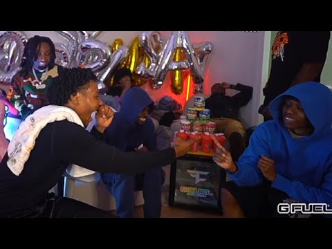 Silky Reacts To Quelly Woo's Unreleased Music Live On Stream!