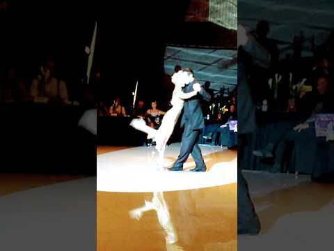 Canaro en paris Tango Analía Carreño y Luis Ramírez #tango #tangodance #dance #argentinetangodance
