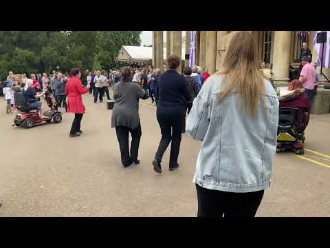 Rock Choir - Dancing In The Street - Platinum Jubilee Flashmobs