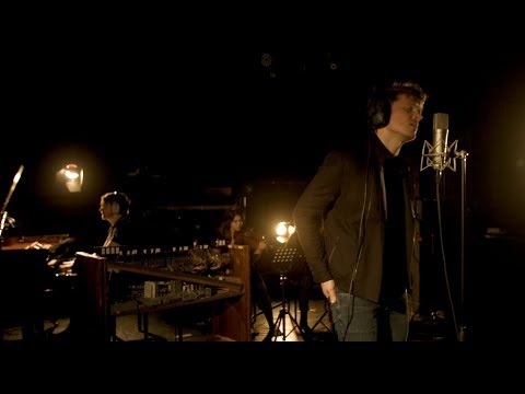 Exclusive Try (Live Performance) by El Deyma