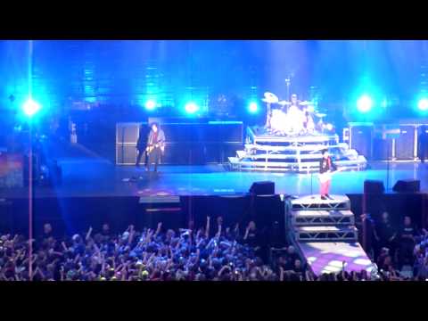 Green Day Ullevi  Medley: Iron Man/Sweet Child o'Mine/Highway to Hell