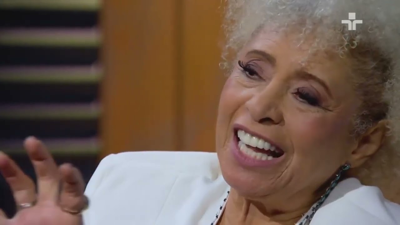 REDAÇÃO/ A REPRESENTATIVIDADE FEMININA NA MÍDIA - REFORÇO DE ESTEREÓTIPOS?