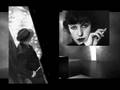 Mack the Knife Sung by Lotte Lenya