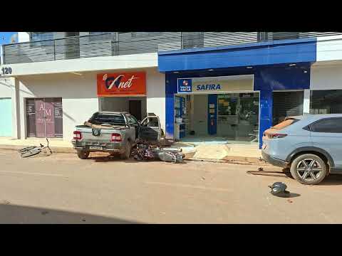 SÃO JOSÉ DA SAFIRA | CARRO DESGOVERNADO ATINGE MOTO E MATA JOVEM DE 16 ANOS
