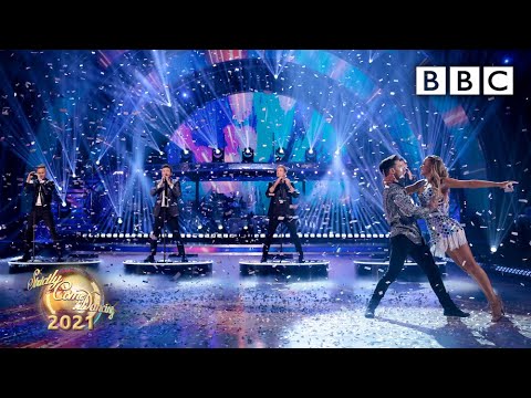 Westlife perform Starlight in the Ballroom ✨ BBC Strictly 2021