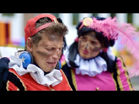 KIJK NU: Pieten Sinterklaas Move DE SERIE 2020! 😆👏🏼 - De Verjaardag van Party Piet Pablo 🎂🎉🎁