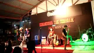 Broken Rose - Die for Something live at Wonderia Semarang