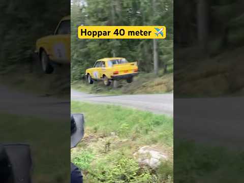 Vi flög 40 meter med Volvo 240:n! 😱🚀