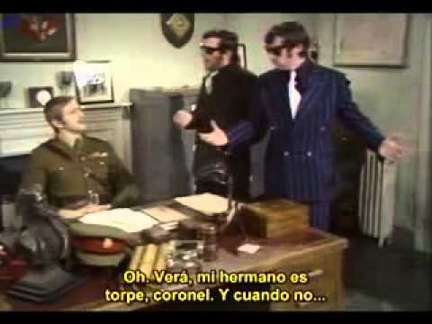 Monty Python   Dino y Luigi se lo montan fino