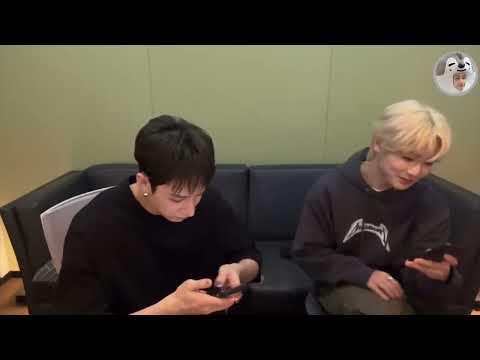 Bang Chan & I.N listening to PENTAGON- DAISY | Chan's Room Ep155