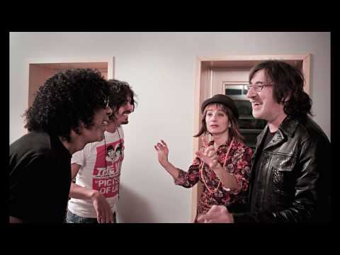 CHARLY - DEBERIAS SABER POR QUE