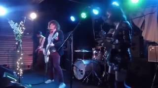 Beach Slang - Punks in a Disco Bar (Houston 11.21.17) HD